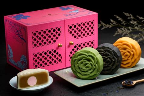 chanel mooncake 2021|luxury mooncakes 2021.